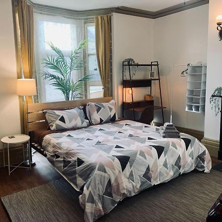 250 Charming Studio A3, Downtown Apartment Halifax Exterior foto